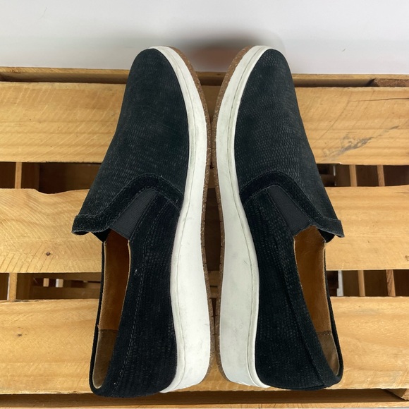 Aetrex Kenzie black animal print slip-on comfort sneakers size 10 - Picture 4 of 11